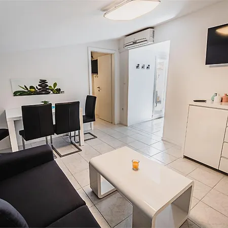 Downtown Splendid Apartment *