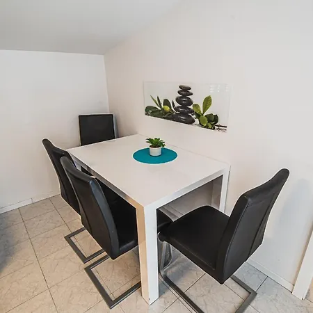 Downtown Splendid Apartment Vodice
