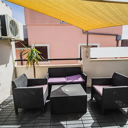 Downtown Splendid Apartment