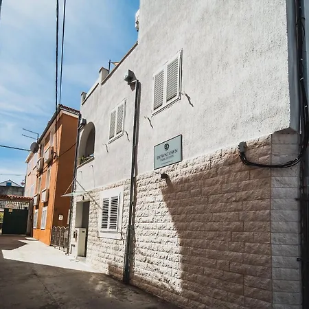Downtown Splendid Apartment Vodice